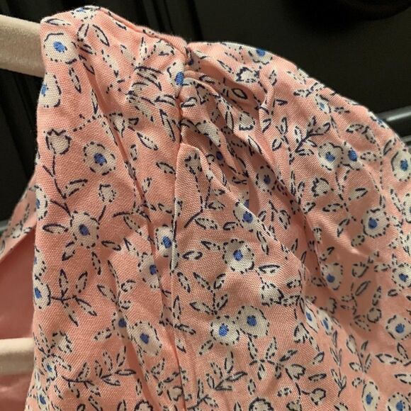 Princess Polly Light Pink Long Bell Sleeve Smocked Crop Top - Picture 4 of 9